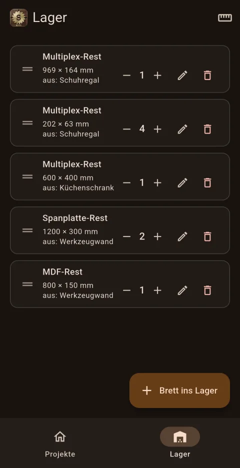 Lager in Sawvy mit Reststücken aus mehreren Projekten, darunter Multiplex-Rest 969 × 164 mm aus „Schuhregal“, Spanplatte-Rest und MDF-Rest aus „Werkzeugwand“.